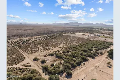 0 W Carver Road #Lot 4, Arlington, AZ 85322 - Photo 9