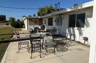 10345 W Oakmont Dr, Sun City, AZ 85351 - Photo 3