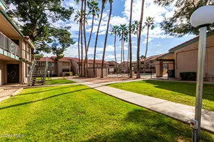 623 W Guadalupe Rd, Mesa, AZ 85210 - Photo 27