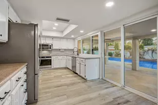 8019 E Via Costa Dr, Scottsdale, AZ 85258 - Photo 11