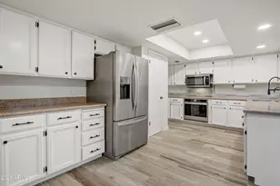 8019 E Via Costa Dr, Scottsdale, AZ 85258 - Photo 9