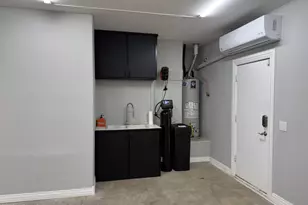 2100 E Indigo Dr, Chandler, AZ 85286 - Photo 43