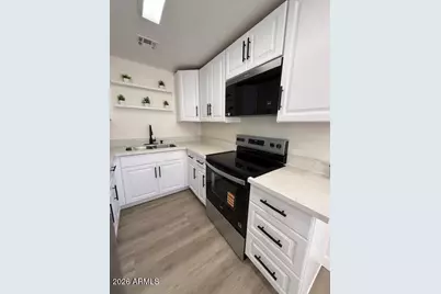 2234 W Medlock Drive #Unit 4, Phoenix, AZ 85015 - Photo 5