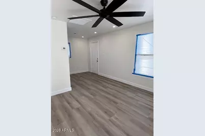 2234 W Medlock Drive #Unit 4, Phoenix, AZ 85015 - Photo 3