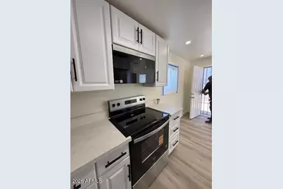 2234 W Medlock Drive #Unit 4, Phoenix, AZ 85015 - Photo 7