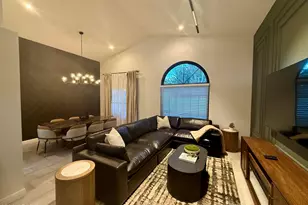 10367 E Wood Dr, Scottsdale, AZ 85260 - Photo 23