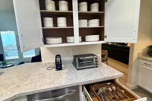 10367 E Wood Dr, Scottsdale, AZ 85260 - Photo 41