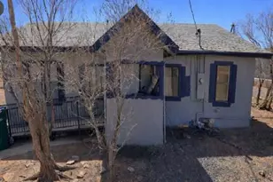 201 Madison St, Winslow, AZ 86047 - Photo 1