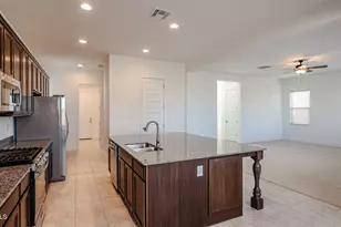 25172 N 75th Ln, Peoria, AZ 85383 - Photo 3