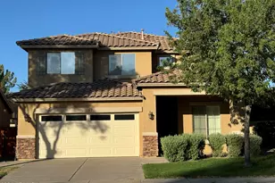 4576 E Sundance Ave, Gilbert, AZ 85297 - Photo 1