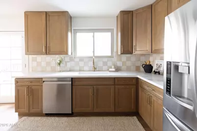 16805 S 29th Place, Phoenix, AZ 85048 - Photo 9