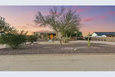 14526 W Jomax Road, Surprise, AZ 85387 - Photo 1