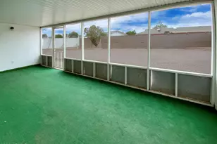 10521 W Snead Dr, Sun City, AZ 85351 - Photo 13