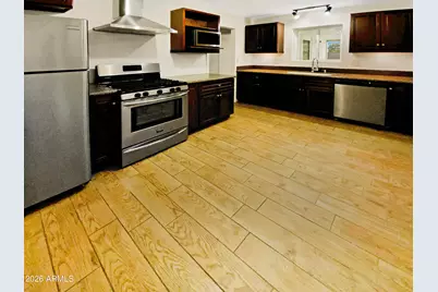 10521 W Snead Drive, Sun City, AZ 85351 - Photo 11