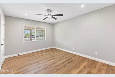 724 W Missouri Avenue, Phoenix, AZ 85013 - Photo 11