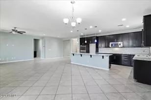 3038 W Lynne Ln, Phoenix, AZ 85041 - Photo 11