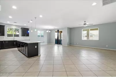 3038 W Lynne Lane, Phoenix, AZ 85041 - Photo 5