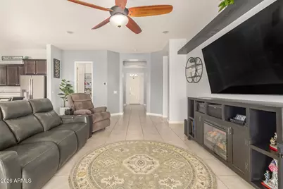 18584 W Kendall Street, Goodyear, AZ 85338 - Photo 5