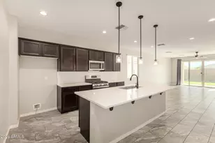 17657 W Buckhorn Trl, Surprise, AZ 85387 - Photo 27