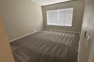 8663 N 107th Dr, Peoria, AZ 85345 - Photo 3