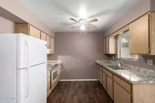 9415 N 111th Ave, Sun City, AZ 85351 - Photo 11