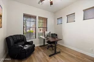 10043 E Hillside Dr, Scottsdale, AZ 85255 - Photo 29