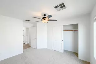 1009 E Iris Dr, Chandler, AZ 85286 - Photo 17