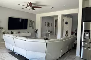 1083 E Holland Park Dr, Gilbert, AZ 85297 - Photo 3