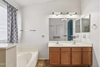 2041 N Thunderbird Avenue, Casa Grande, AZ 85122 - Photo 11