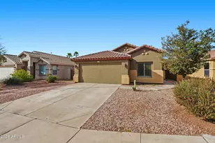 2041 N Thunderbird Ave, Casa Grande, AZ 85122 - Photo 1