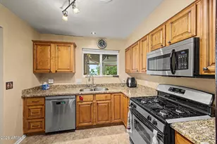 10771 W Hope Dr, Sun City, AZ 85351 - Photo 21