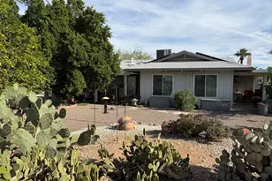 10771 W Hope Dr, Sun City, AZ 85351 - Photo 9