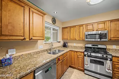 10771 W Hope Drive, Sun City, AZ 85351 - Photo 19