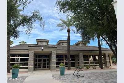 910 S Paradise Drive, Gilbert, AZ 85233 - Photo 15