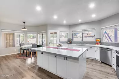 1042 W Newport Beach Drive, Gilbert, AZ 85233 - Photo 1