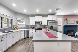 1042 W Newport Beach Dr, Gilbert, AZ 85233 - Photo 19