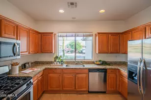 40130 N Thunder Hills Ct, Phoenix, AZ 85086 - Photo 11