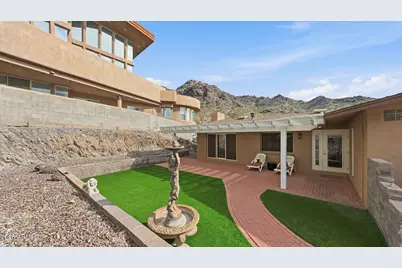 2346 E Orangewood Avenue, Phoenix, AZ 85020 - Photo 39