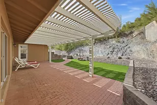 2346 E Orangewood Ave, Phoenix, AZ 85020 - Photo 37