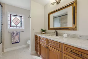 2346 E Orangewood Ave, Phoenix, AZ 85020 - Photo 31