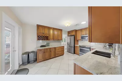 2346 E Orangewood Avenue, Phoenix, AZ 85020 - Photo 17