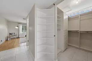 2346 E Orangewood Ave, Phoenix, AZ 85020 - Photo 23