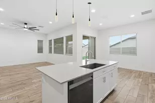 2522 W Pecan Rd, Phoenix, AZ 85041 - Photo 15