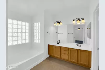 13620 N 82nd Lane, Peoria, AZ 85381 - Photo 35