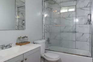 2205 W Cambridge Ave, Phoenix, AZ 85009 - Photo 9