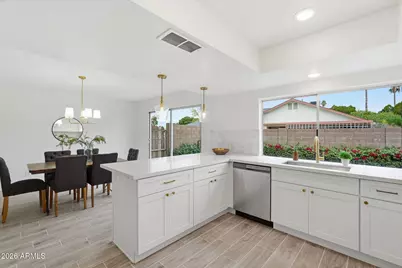 15815 N 22nd Place, Phoenix, AZ 85022 - Photo 11