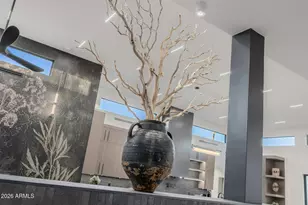 5930 N 45th Pl, Phoenix, AZ 85018 - Photo 13