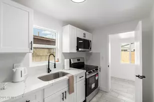 443 N Center St, Mesa, AZ 85201 - Photo 15