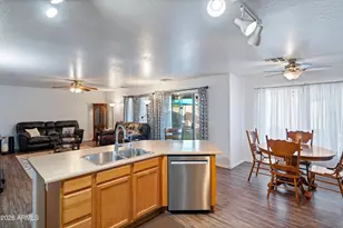 8607 N 68th Dr, Peoria, AZ 85345 - Photo 11