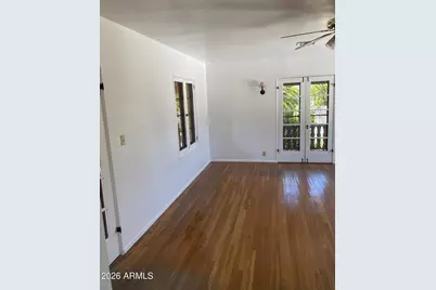 520 E Orange Drive, Phoenix, AZ 85012 - Photo 7